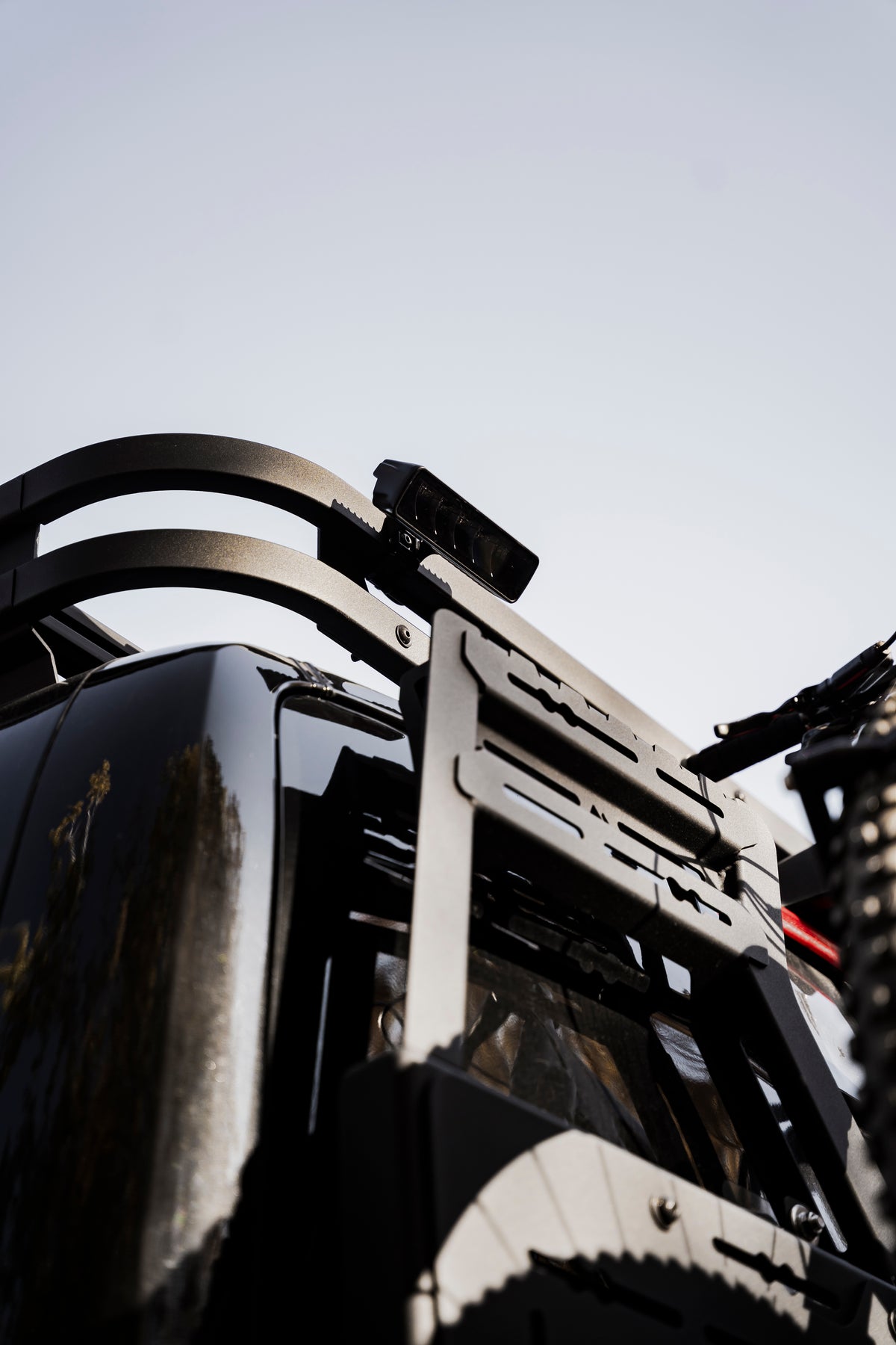 VAN D'ICI | Extension and side ladder for driver's side rear door support