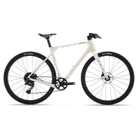 Sava Voyager U 6.2, trois-quarts avant