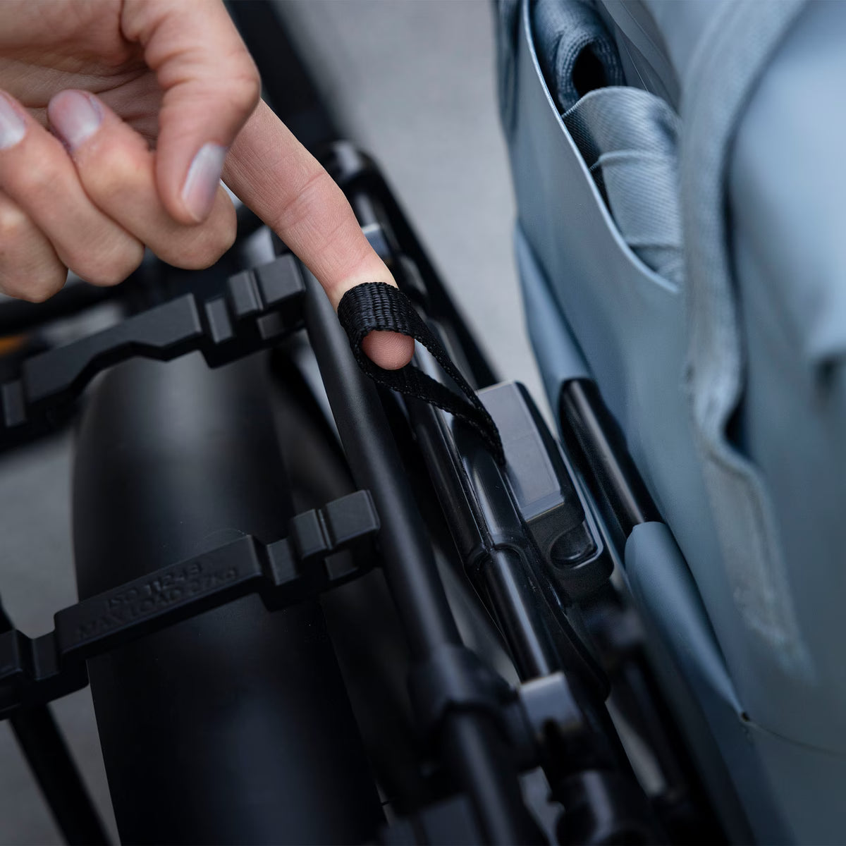 Thule InLock panneau universel pour porte-vélos noir, produit