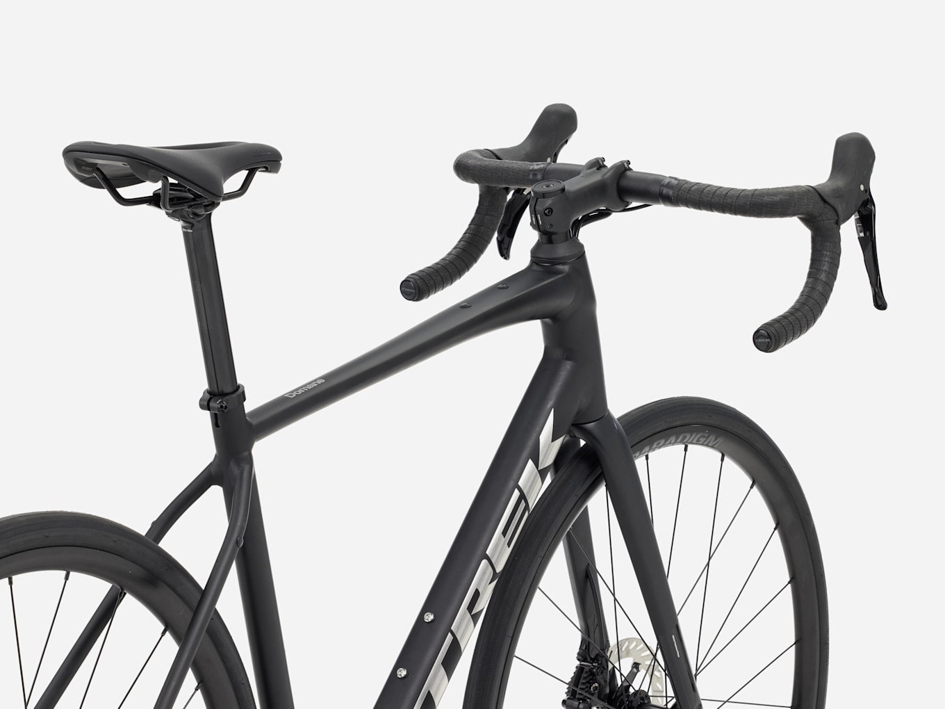 Vélo Trek Domane AL 5 4e génération 2027, cockpit