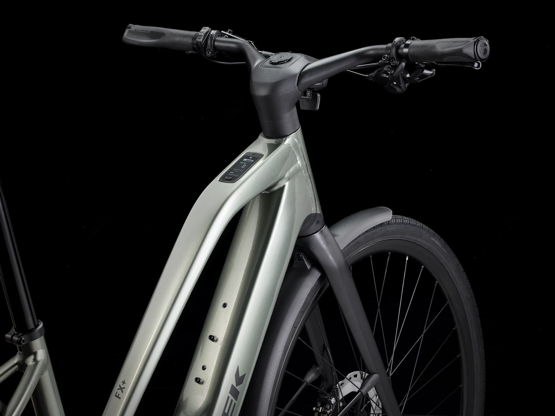 Trek FX+ 7 Midstep, cockpit