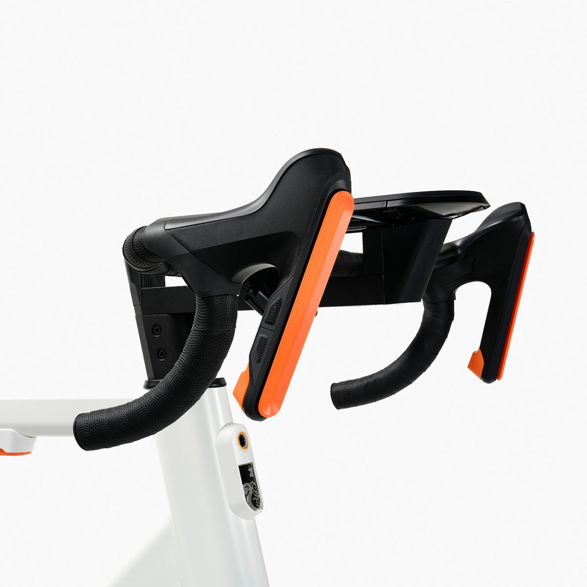 Wahoo Zwift Ride V2 avec KICKR CORE 2, cockpit