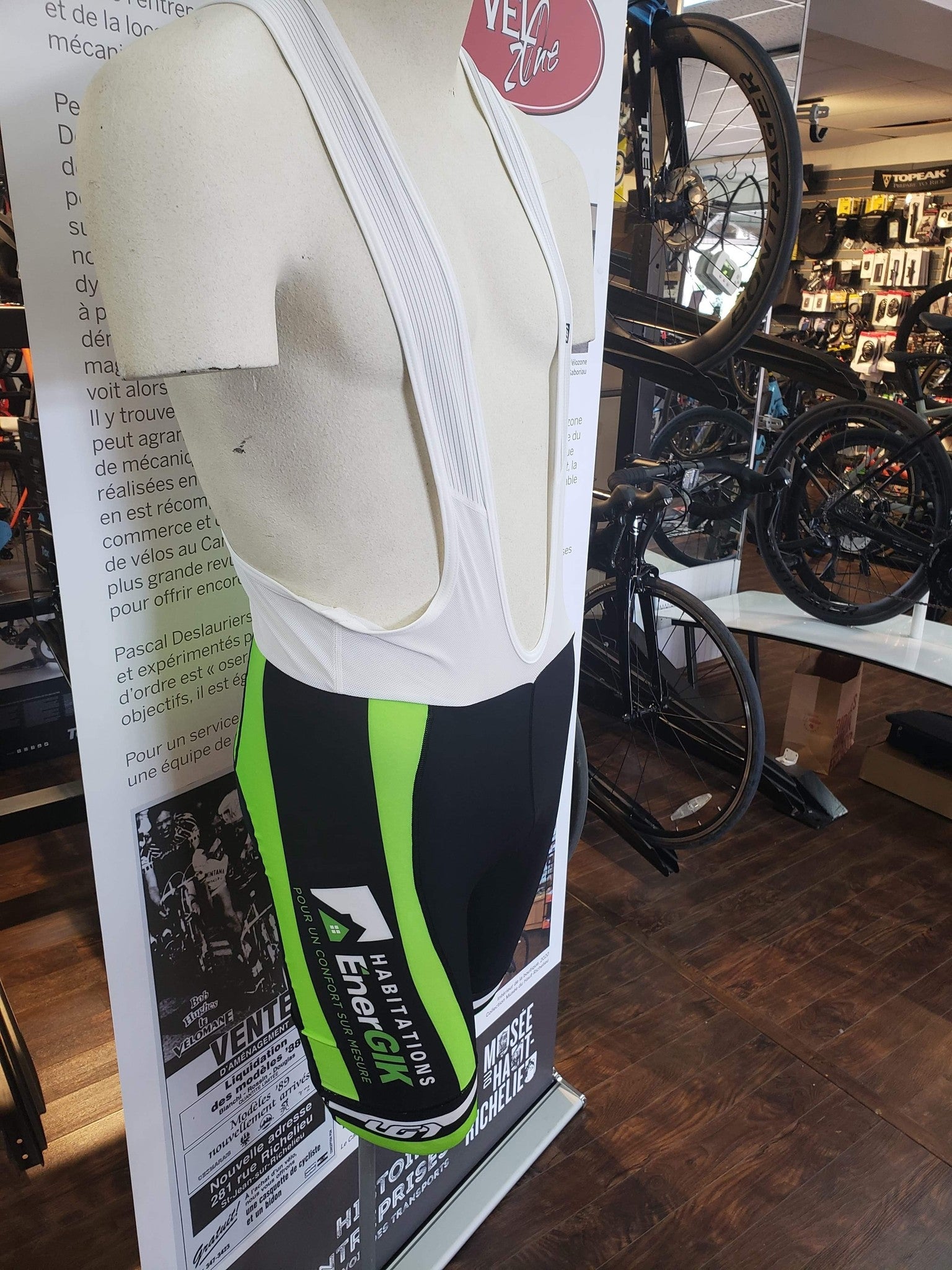 Vélozone women's bib shorts