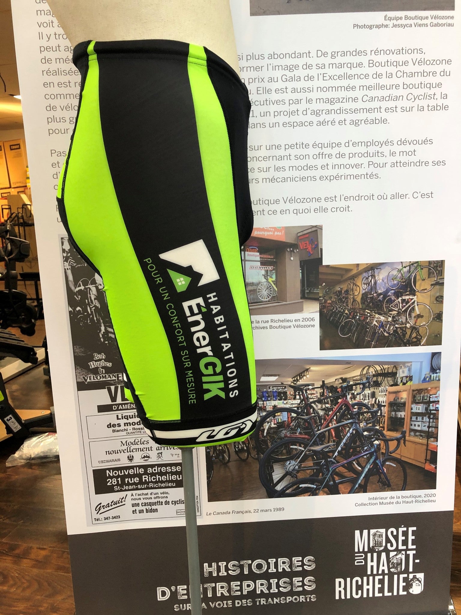 VéloZone Team Cycling Bib Shorts