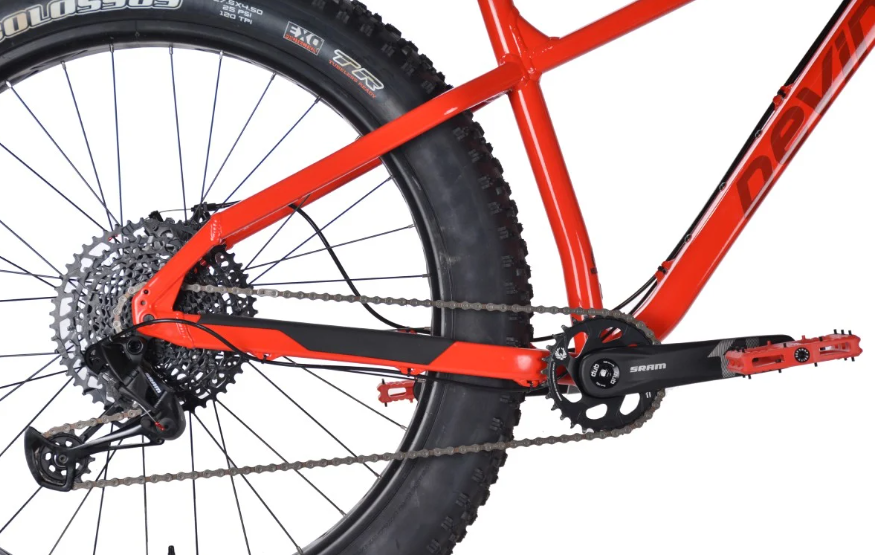 Devinci Minus Deore 10S, pédalier